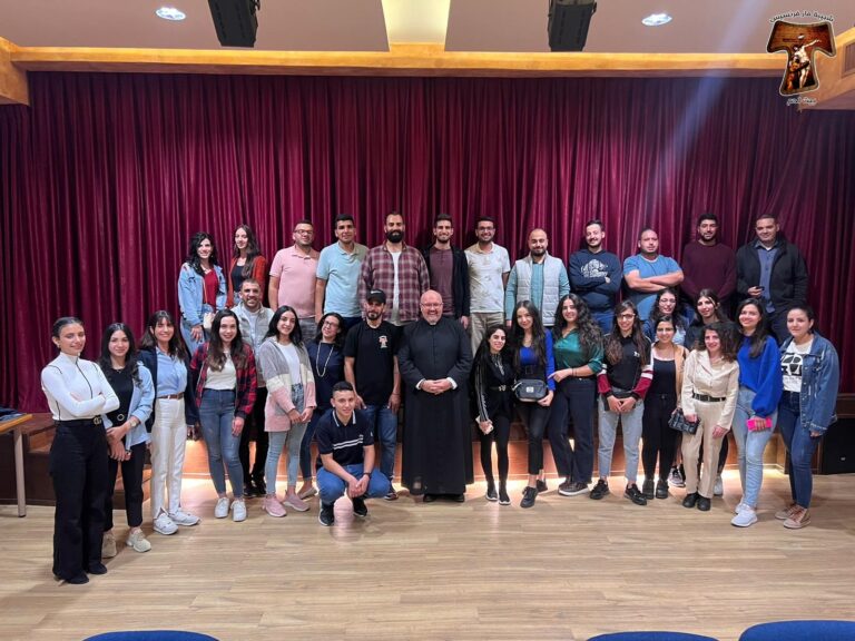 شبيبة مار فرنسيس تلتقي بالأب برنارد بوجّي