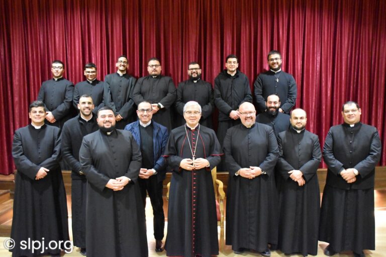 زيارة القاصد الرسولي أدولفو تيتو يلانا