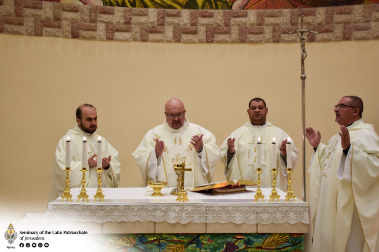 عيد تقدمة الطفل يسوع إلى الهيكل