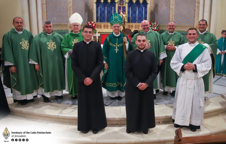 رُتبة القبول وارتداء الثَوب الإكليريكي لكُل من: سلامة عازر وفادي فتّال