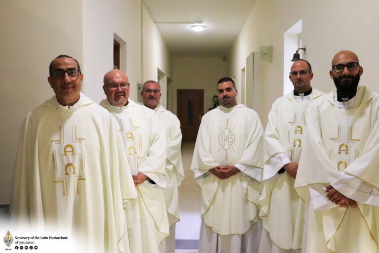 قدّاس العائلة الإكليريكيّة مع الأب جورج حدّاد الفرنسيسكاني