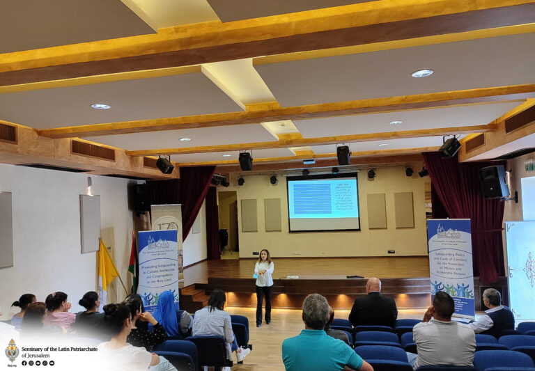 المعهد الإكليريكي يعقد لقاءات حول نظام البيئة الآمنة