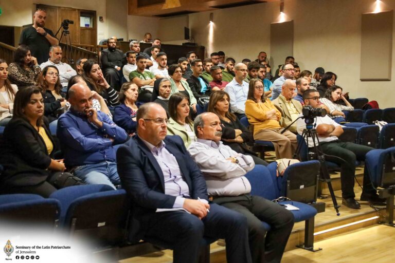 ندوة بعنوان “الحرب من منطلق مسيحي”