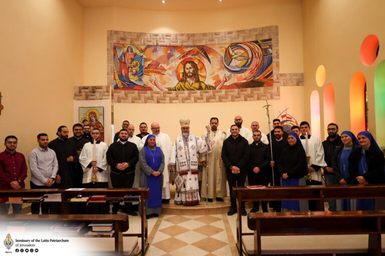 قدّاس يوم الجمعة من الأسبوع الثّالث من زمن المجيء بحسب الطّقس البيزنطي