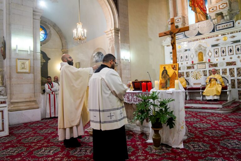 زيارة دير الساليزيان والمشاركة في عيد القديس دون بوسكو