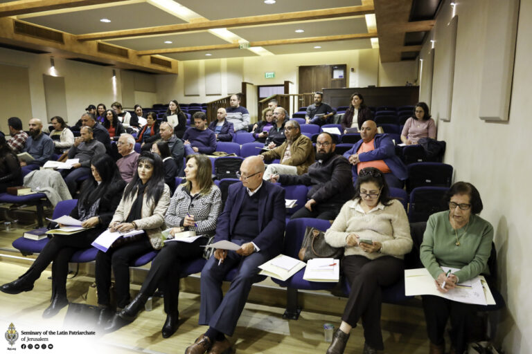 مركز التنشئة الروحيّة يفتتح دورة جديدة بعنوان مدخل إلى العهد الجديد