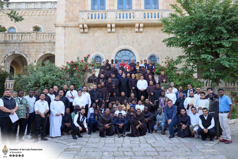 اللقاء السنوي للمعاهد الإكليريكية في الأرض المقدّسة