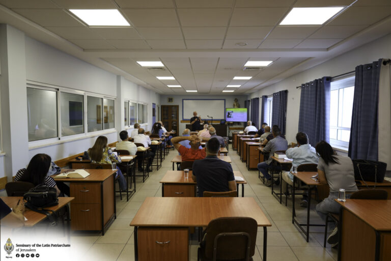 مركز التنشئة الروحيّة يختتم دورة بعنوان قراءة في إنجيل مرقس