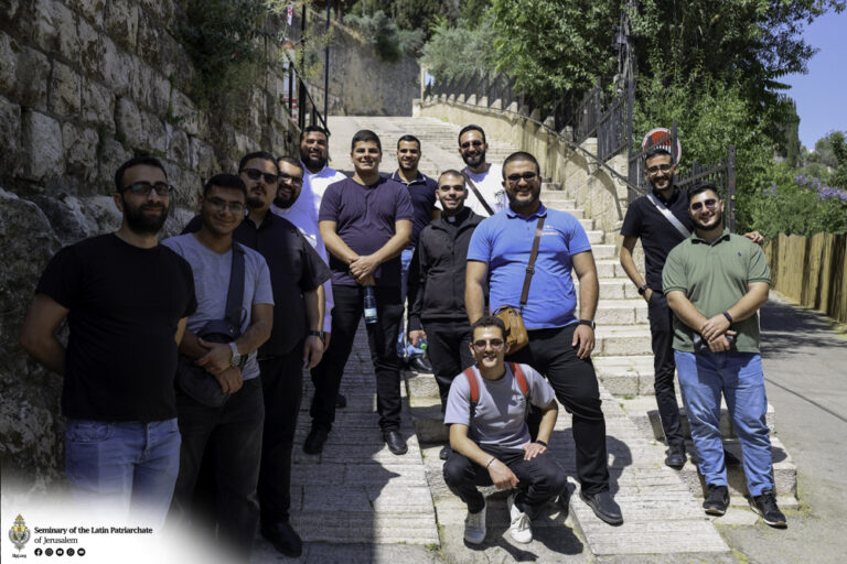 رحلة دينية-ترفيهية في مدينة القدس